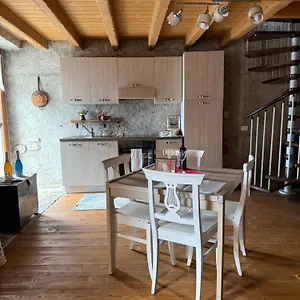 Stone House: Fairytale Flat With Magic View Apartment